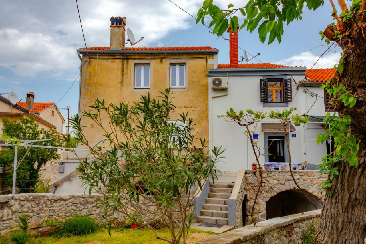 Kuca Za Odmor Kornic Vila Exterior foto