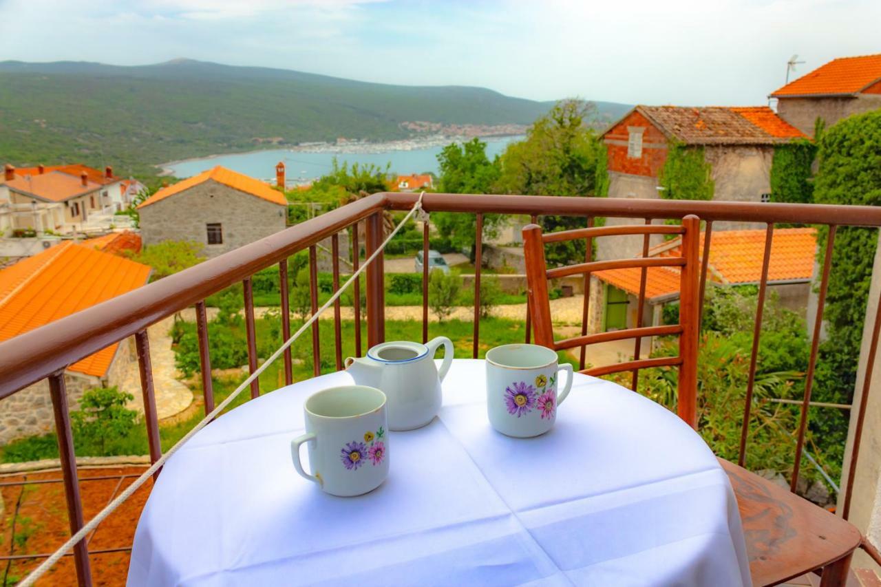 Kuca Za Odmor Kornic Vila Exterior foto